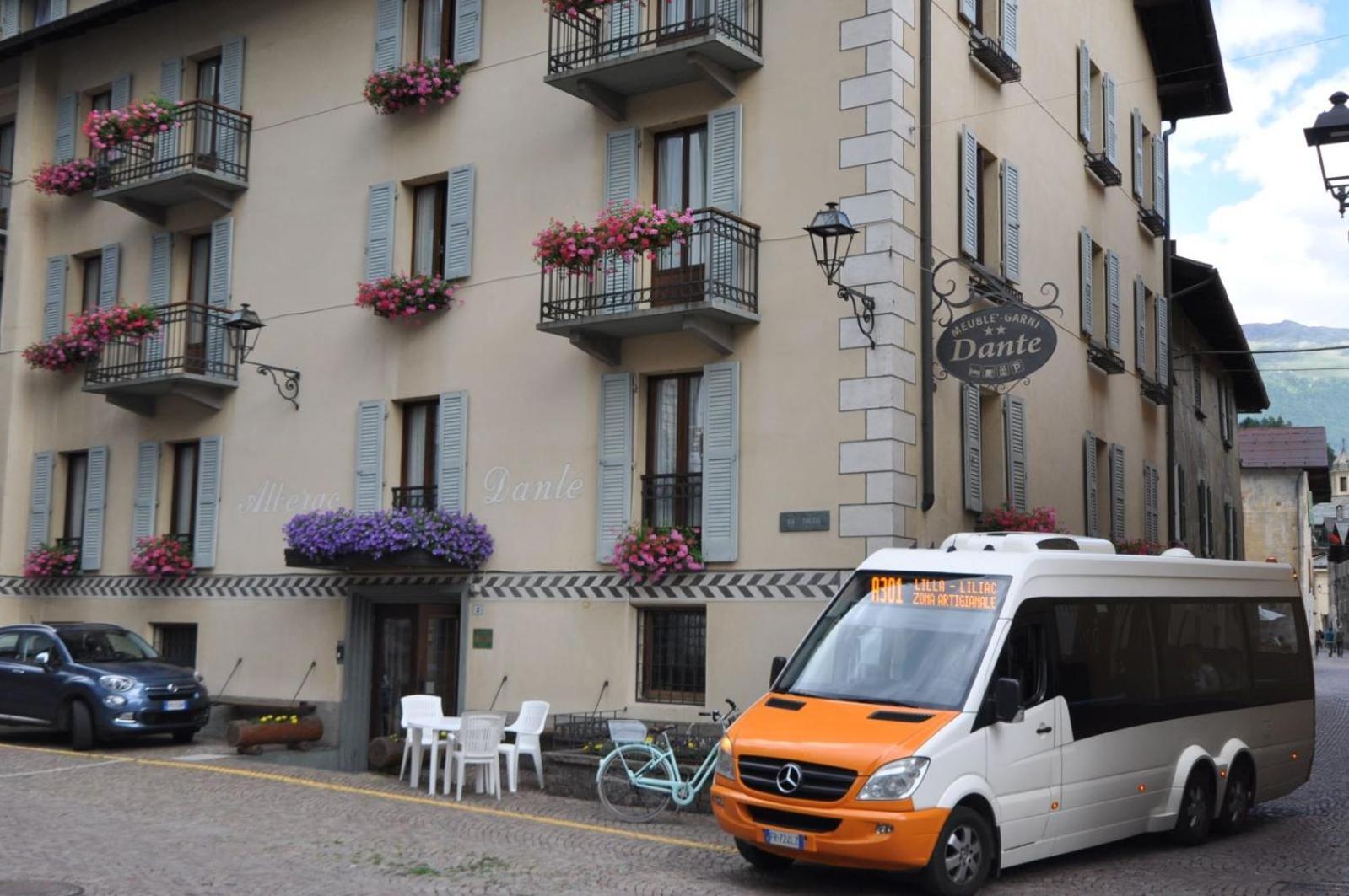 Meuble Albergo Dante Бормио Екстериор снимка