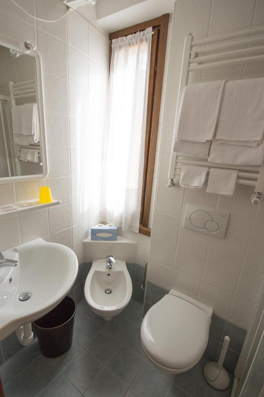 Meuble Albergo Dante Бормио Екстериор снимка