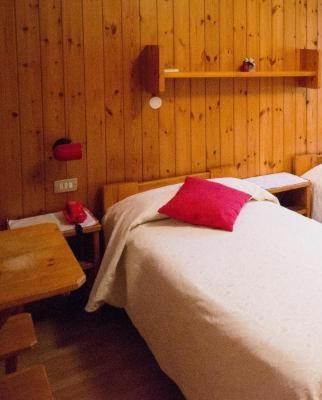 Meuble Albergo Dante Бормио Екстериор снимка